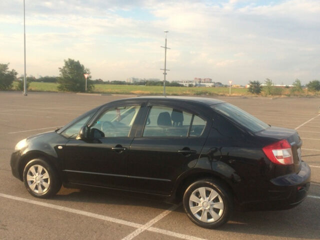 Suzuki SX4 2010 года