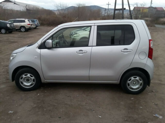 Suzuki Wagon R 2014 року