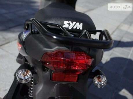 Сим Орбит 2013 року Sym Orbit 2013 року