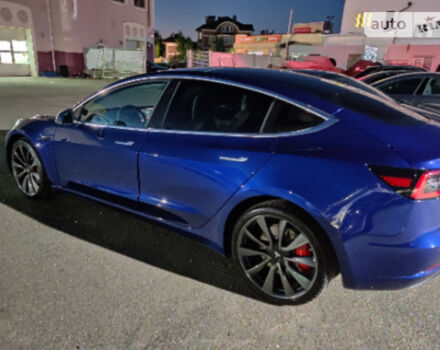 Фото на отзыв с оценкой 5 о Tesla Model 3 2018 году выпуска от автора "Олег" с текстом: Самый удачный автомобиль из линейки Тесла. Потрясающая динамика разгона, управляемость, внешний в...