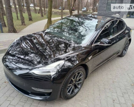 Фото на отзыв с оценкой 5 о Tesla Model 3 2019 году выпуска от автора "Дмитро" с текстом: Придбав Tesla Model 3 в 2023 році в США цілою по кузову та безпеці. Пошкодження були лише по ходо...