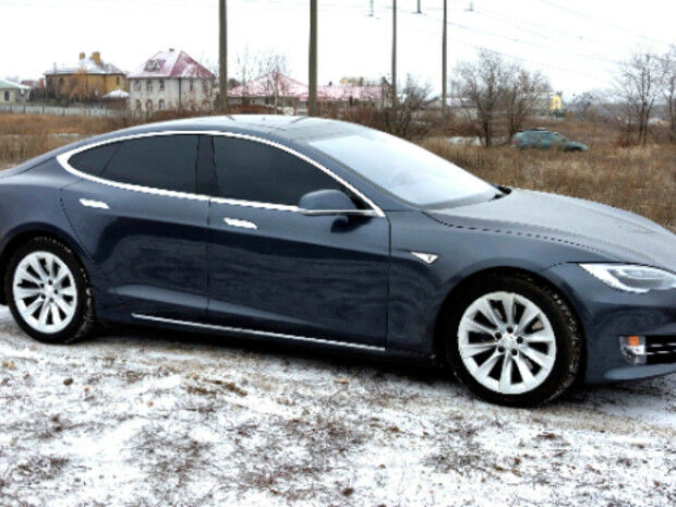 Tesla Model S 2016 года