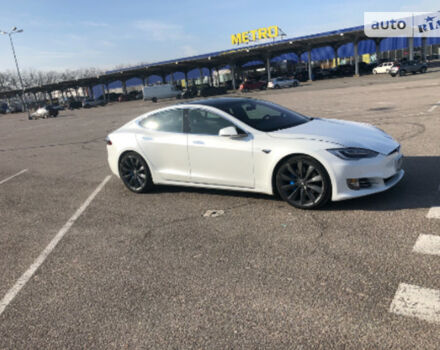 Tesla Model S 2017 року - Фото 2 автомобіля