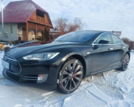 Tesla Model S 2014 года