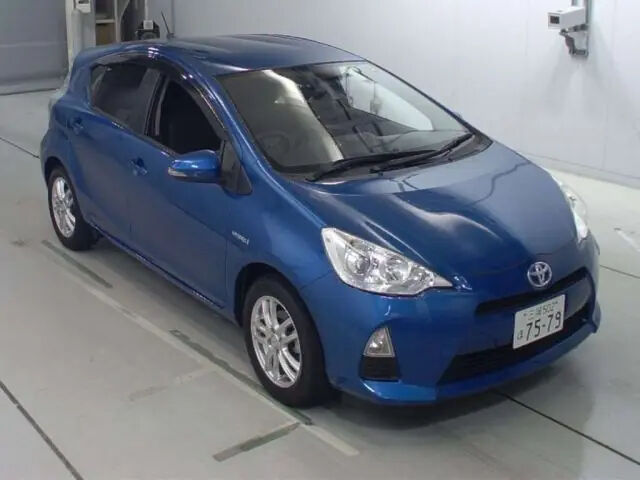 Toyota Aqua 2014 года