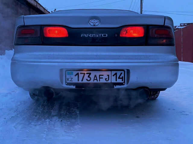 Toyota Aristo 1993 года