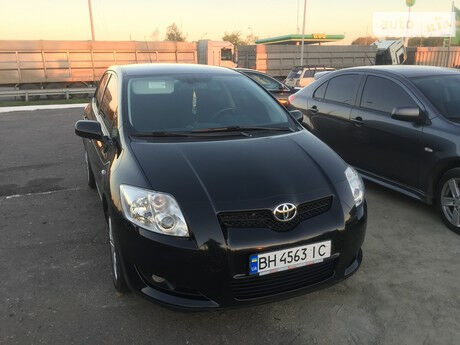 Toyota Auris 2007 року