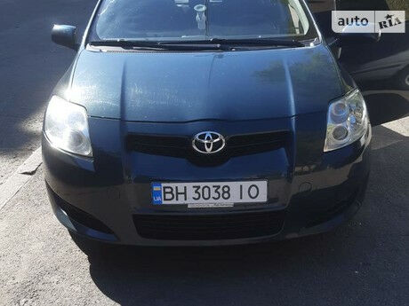 Toyota Auris 2007 года