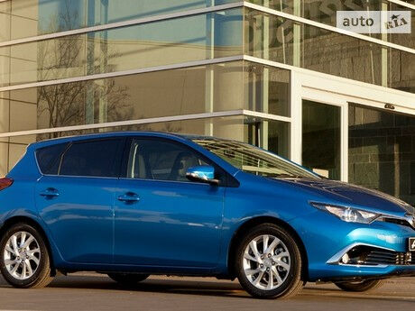 Toyota Auris 2007 года