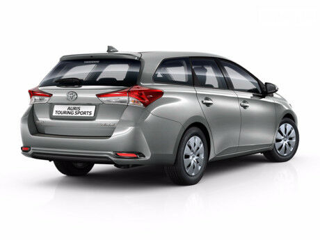 Toyota Auris 2008 года