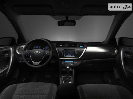 Тойота Аурис 2007 року Toyota Auris 2007 року