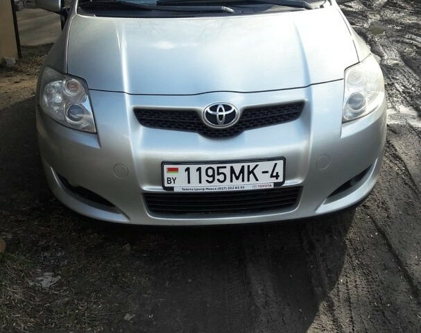 Toyota Auris 2008 року