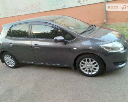 Toyota Auris 2008 року