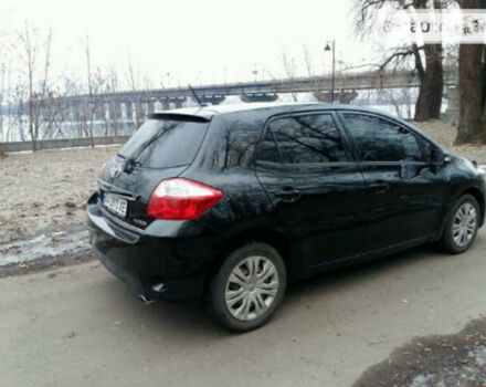 Toyota Auris 2011 года - Фото 3 авто