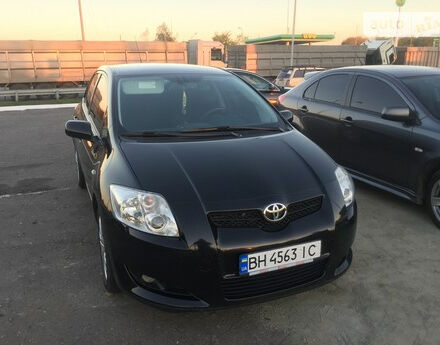 Toyota Auris 2007 року