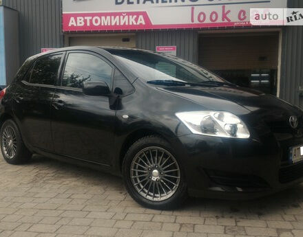 Toyota Auris 2007 року