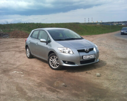 Toyota Auris 2008 року