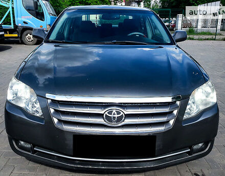 Toyota Avalon 2006 року