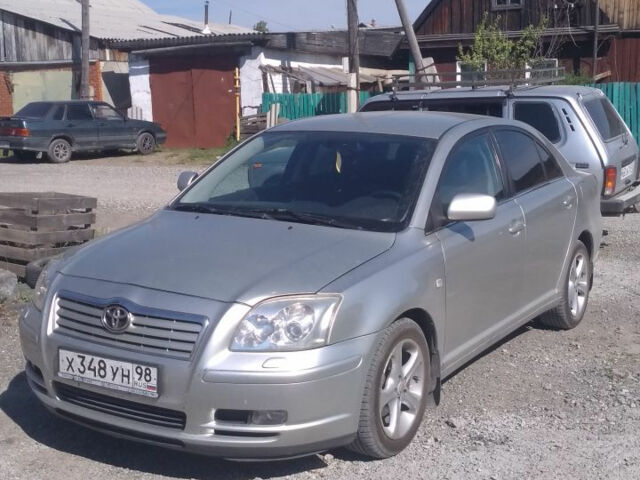 Toyota Avensis 2005 года