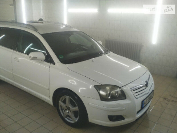 Toyota Avensis 2007 года