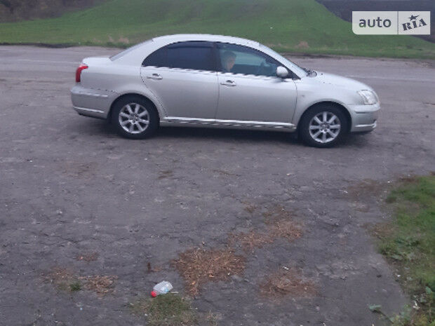 Тойота Авенсис 2006 года Toyota Avensis 2006 года