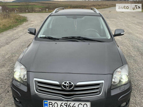 Toyota Avensis 2007 года