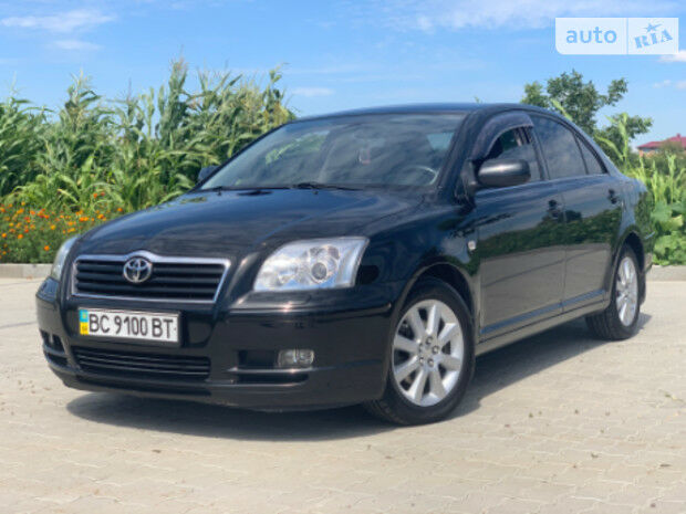 Тойота Авенсис 2005 года Toyota Avensis 2005 года
