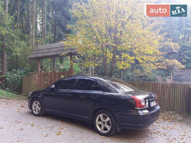 Toyota Avensis 2007 года