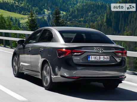 Тойота Авенсис 2007 года Toyota Avensis 2007 года