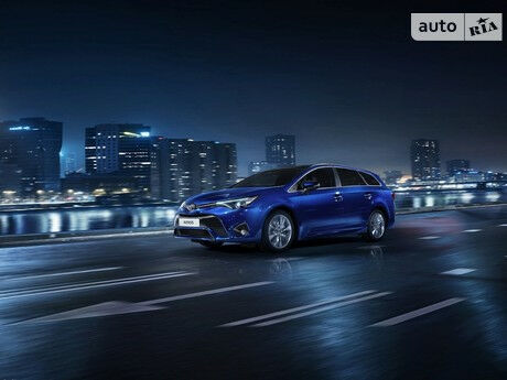 Тойота Авенсис 2004 року Toyota Avensis 2004 року
