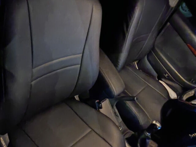 Toyota Avensis 2004 року