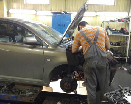 Toyota Avensis 2004 года