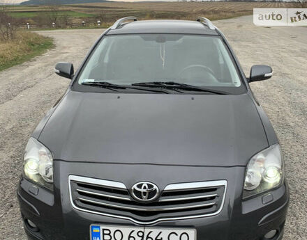 Toyota Avensis 2007 року