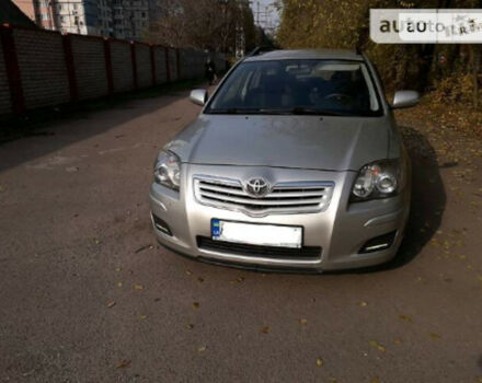 Toyota Avensis 2008 года