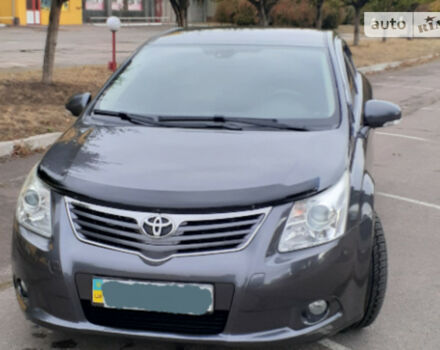 Toyota Avensis 2011 року