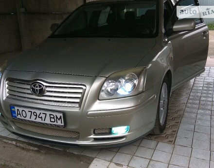 Toyota Avensis 2005 года