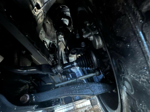Toyota bZ4X 2022 року