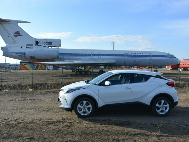 Toyota C-HR 2018 року