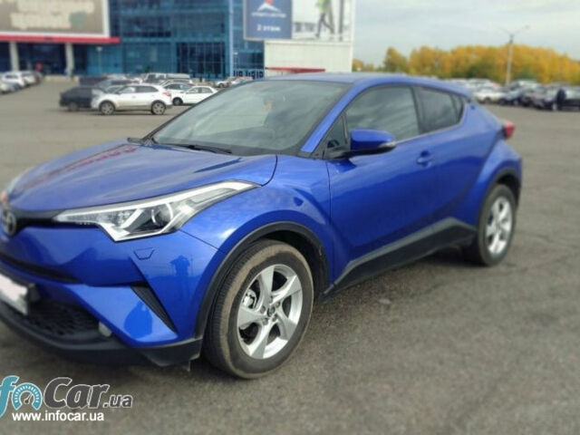 Toyota C-HR 2018 года