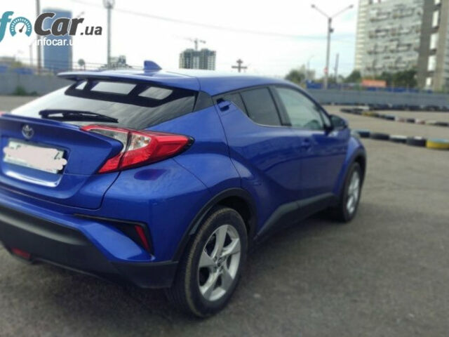 Toyota C-HR 2018 года