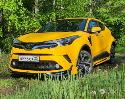 Фото на відгук з оцінкою 5   про авто Toyota C-HR 2017 року випуску від автора “18262166” з текстом: Устал я быть водителем. Выезжаем в город за памперсами-шмамперсами и в лучшем случае я похожу пов...