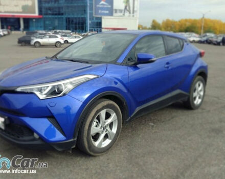 Toyota C-HR 2018 года - Фото 1 авто