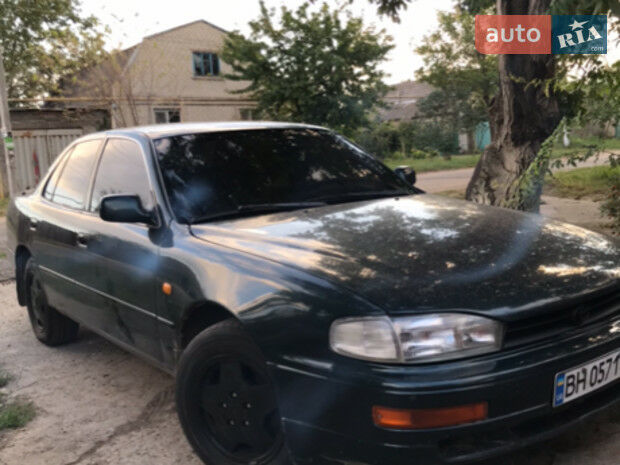 Toyota Camry 1993 года