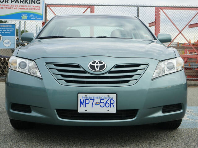 Toyota Camry 2006 года
