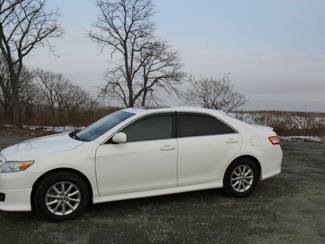 Toyota Camry 2010 года