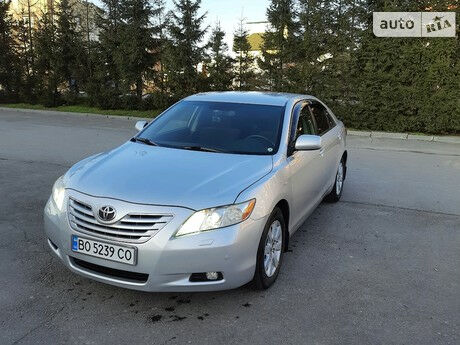 Тойота Камри 2008 года Toyota Camry 2008 года