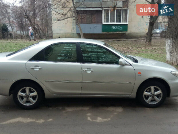 Toyota Camry 2006 року