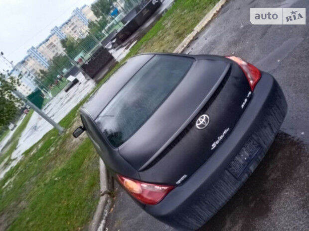 Toyota Camry 2006 року