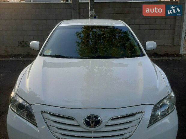 Toyota Camry 2008 года