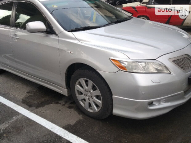Тойота Камри 2008 года Toyota Camry 2008 года